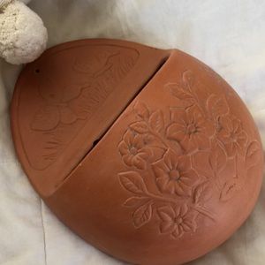 Hanging terracotta planter